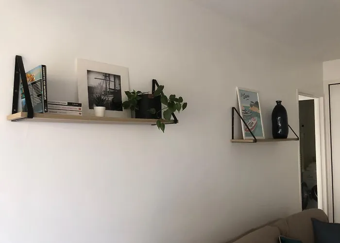 Chez Sylvie 식스포즈레스플라지스